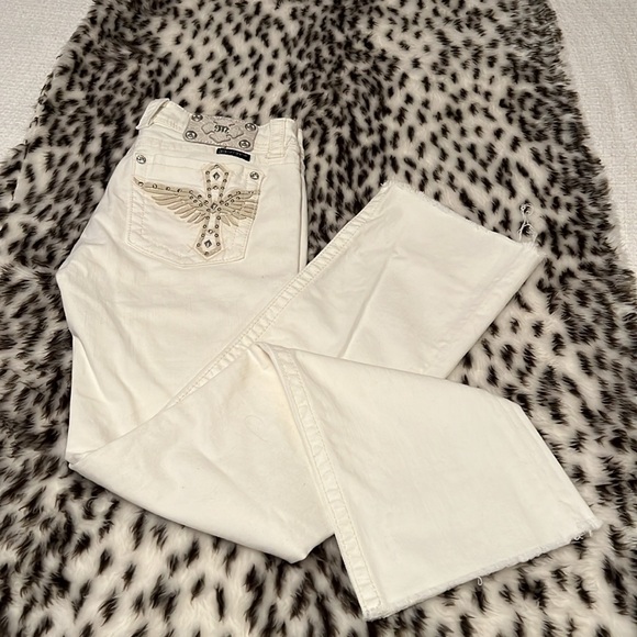 Miss Me Denim - Miss Me White Bootcut Low Rise Raw Hem Jeans size 29